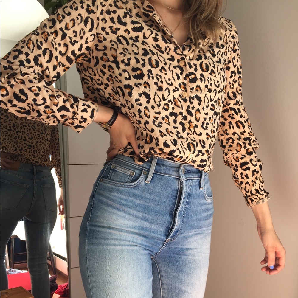 H&M NWT CHEETAH PRINT BUTTUN UP SHIRT